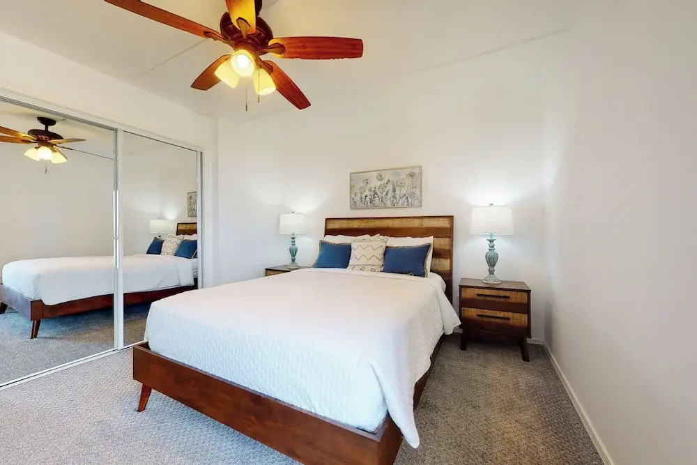 3BR w/ Wraparound Balcony: Suntide III - Unit 901