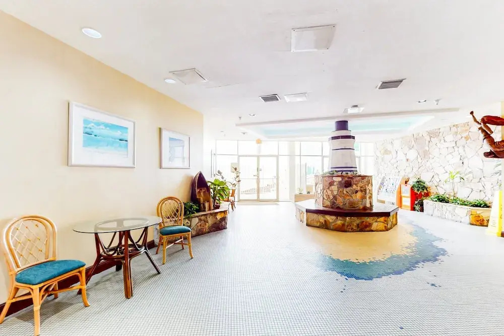 Harbour Beach Resort 518