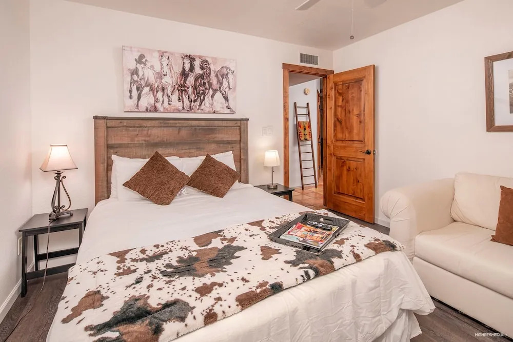 Casa Azul 4 BR by Casago