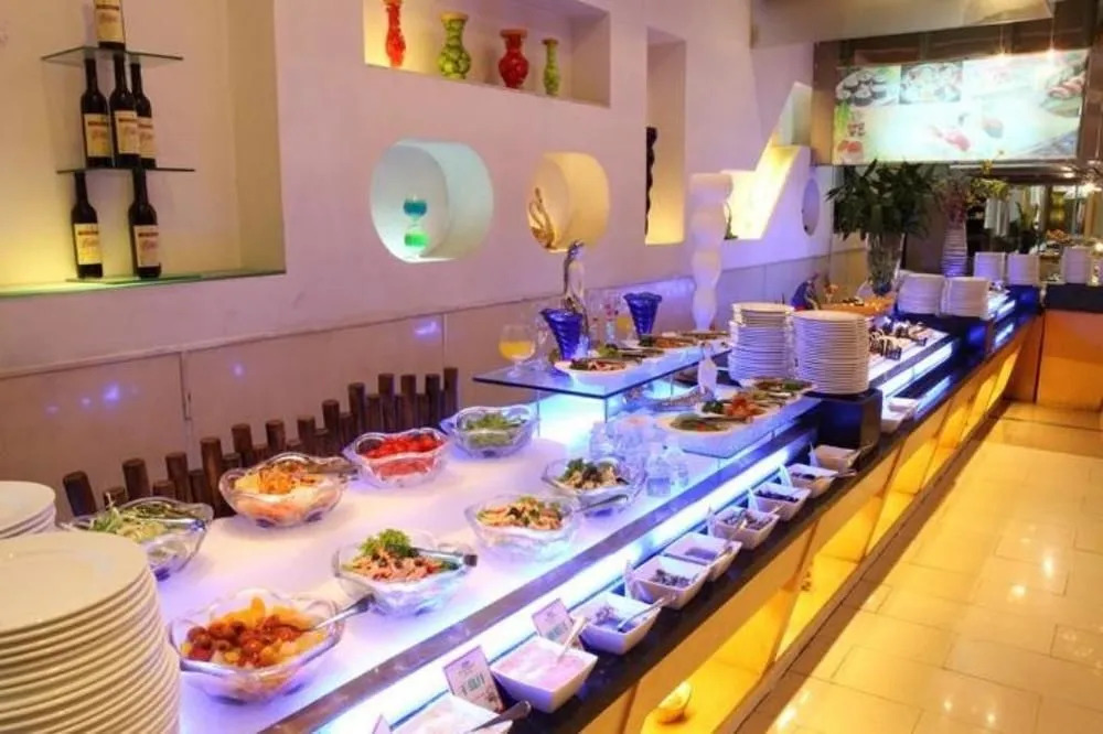 Qingdao Blue Horizon Marina Gold Hotel