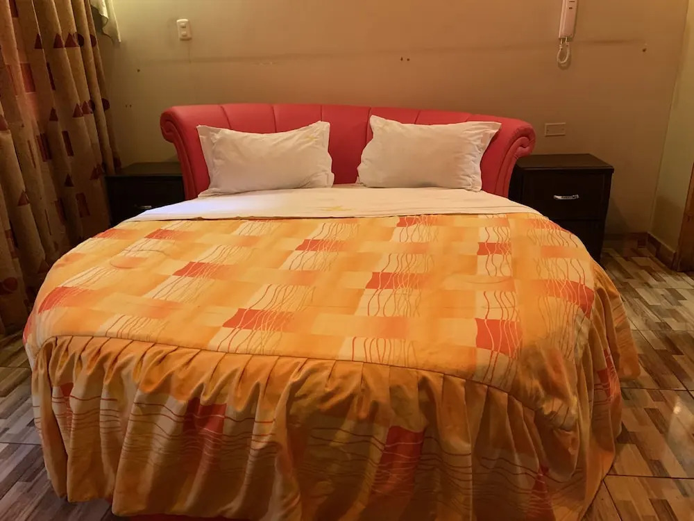 Manantial Hotel No.002