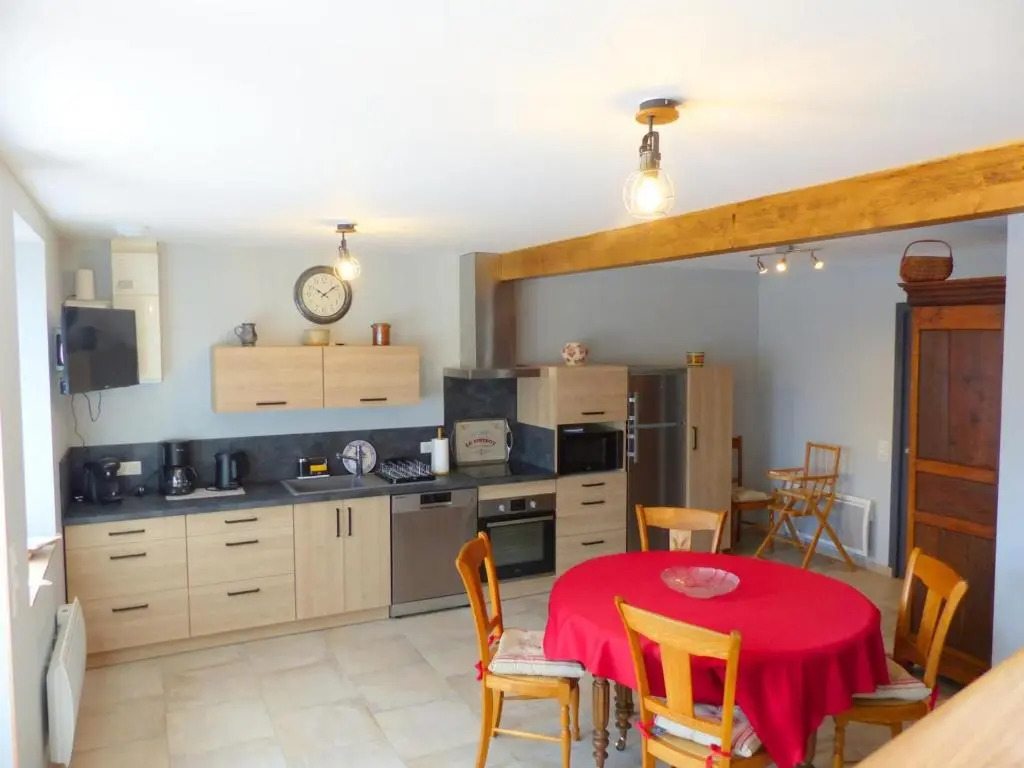 Gite Isle-et-Bardais, 3 pièces, 6 personnes - FR-1-489-331