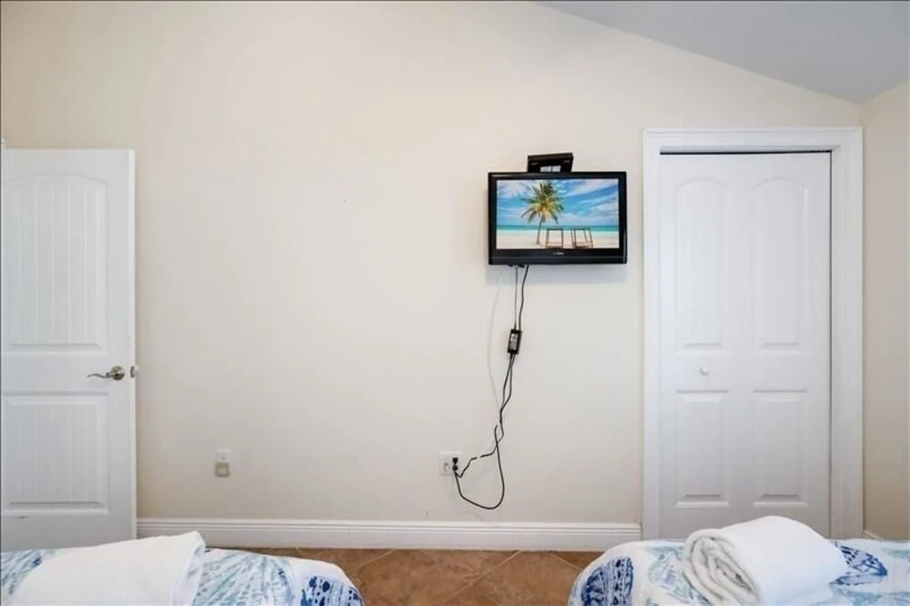 Groovy Guava 2 Bedroom Villa