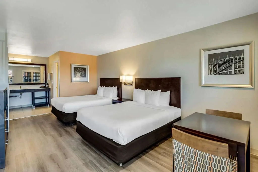 Comfort Inn Beach Boardwalk