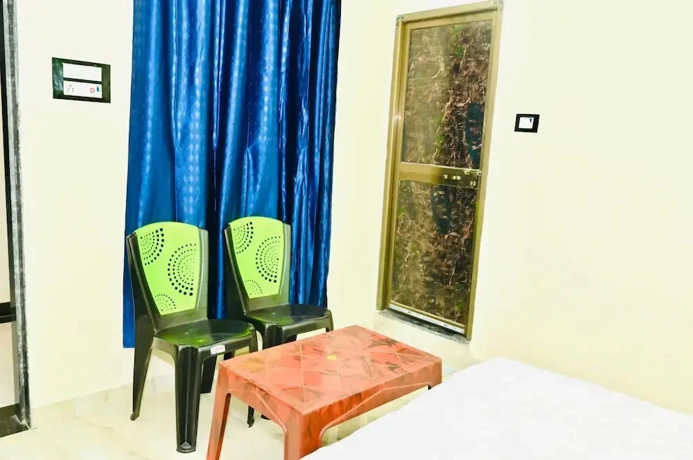 Hotel The Sgs Inn