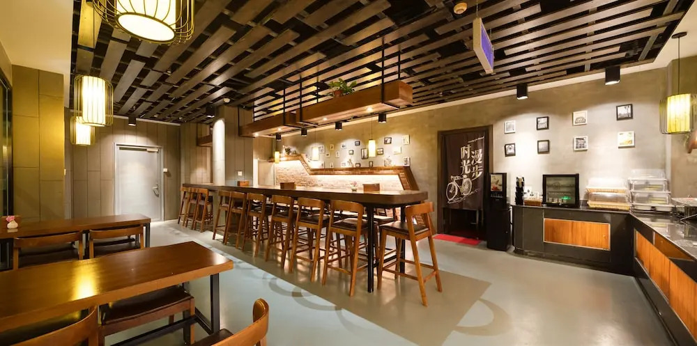 如家酒店(北京朝阳路慈云寺桥远洋国际中心店)