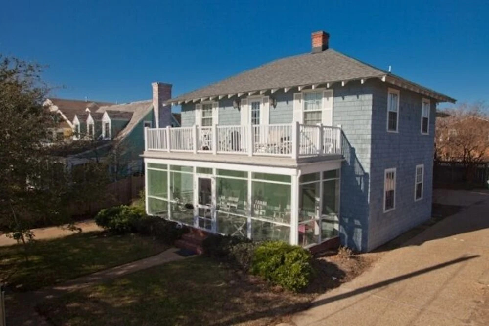 Not too Crabby Home #17580 4 Bedrooms 2.5 Bathrooms Home