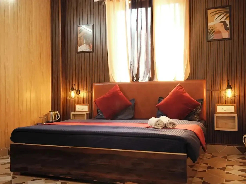 Skyard Hostel & Homestay- Harsil Valley