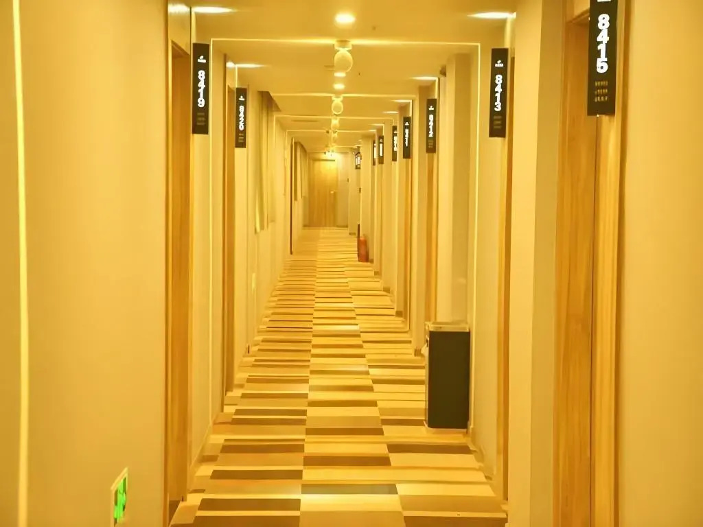 Shell Suzhou Yongqiao District Dongchang Road National Purchase Square Hotel
