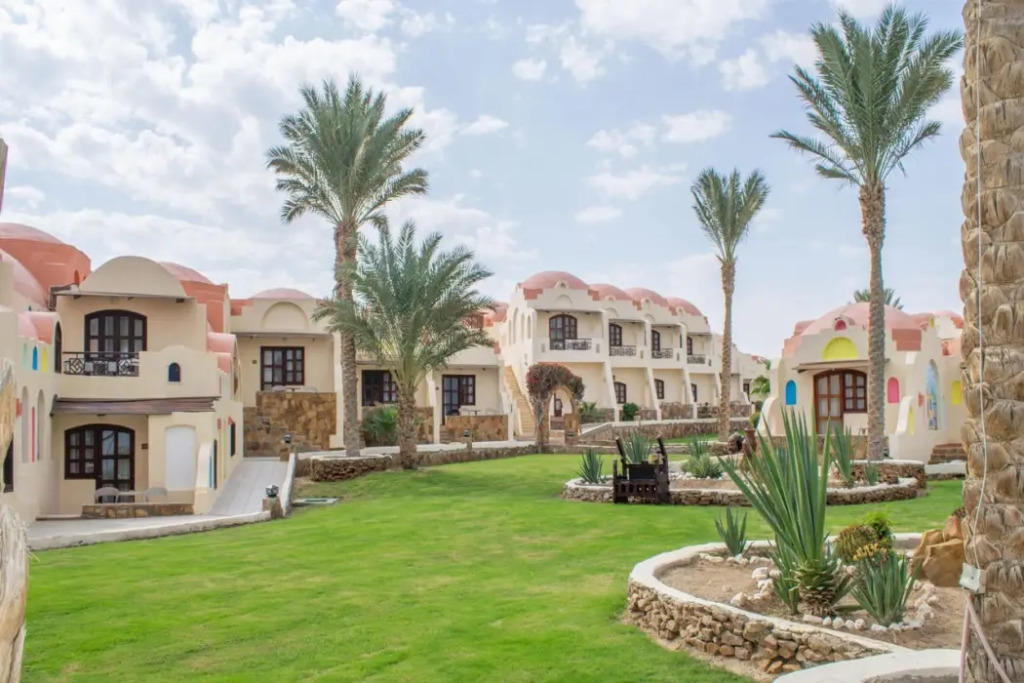 Protels Beach Club & SPA