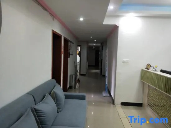 Yongzhou Yilongta Road Hotel