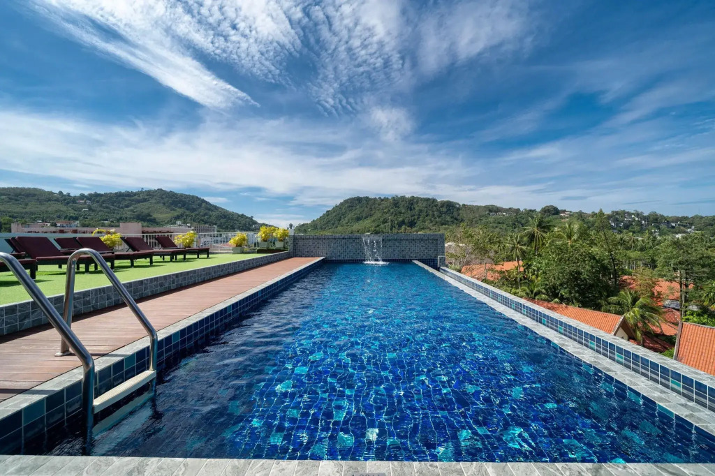 Paripas Patong Resort