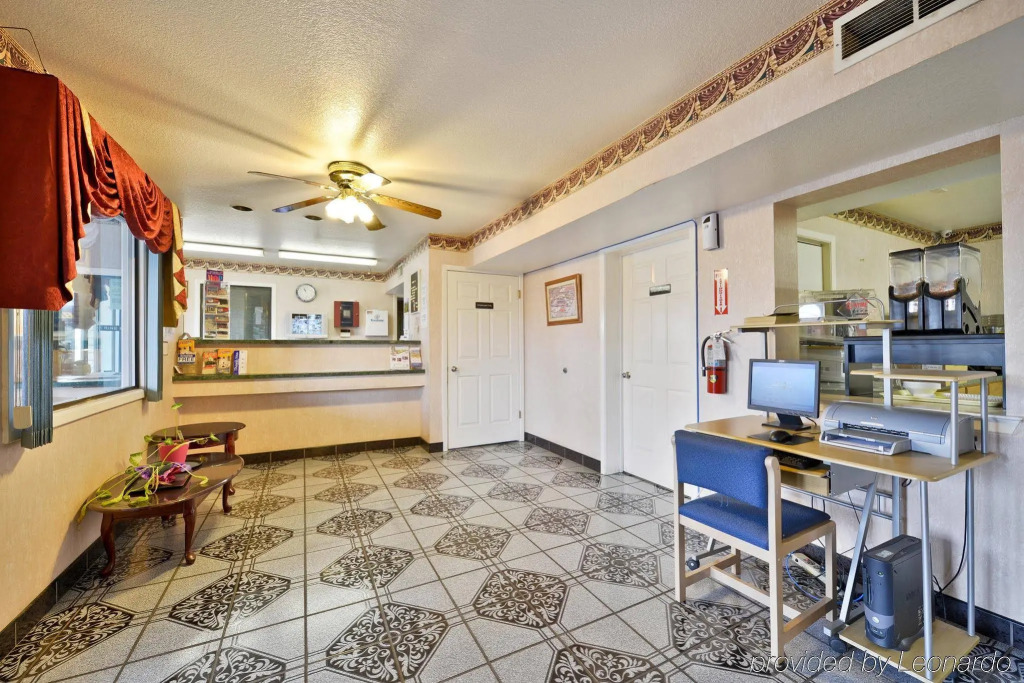 Budget Inn