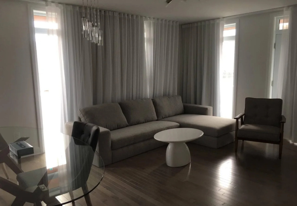 LikeAHotel-Place des Festivals