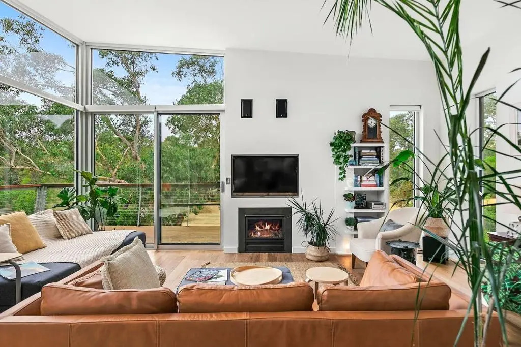Bristlebird - Beach 650m, Pets, Fireplace, Linen, 4 bdrm, WiFi