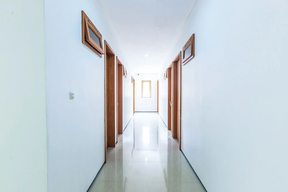 OYO 506 Moes Residence