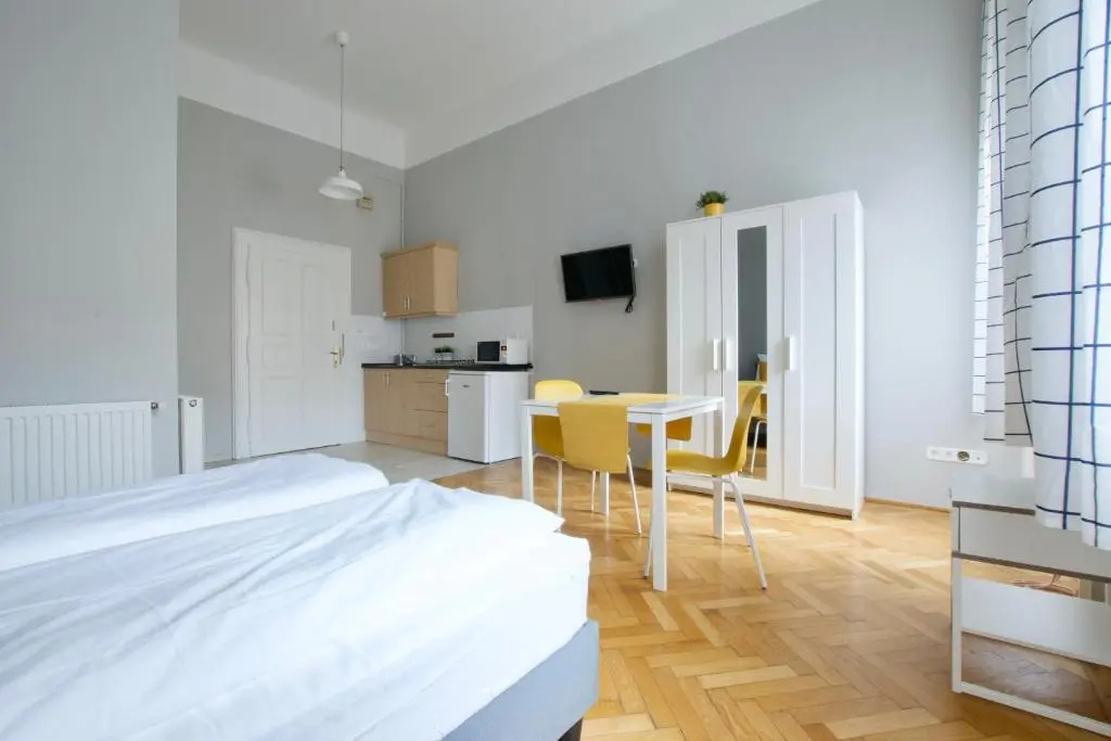 Budget Apartment by Hi5 - Palace Quarter