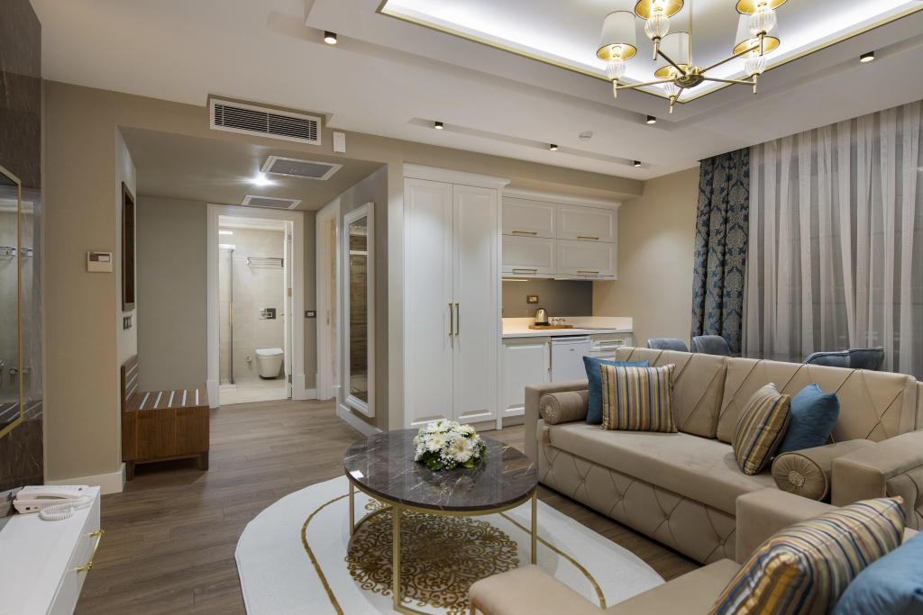 Отель Elysium Green Suites