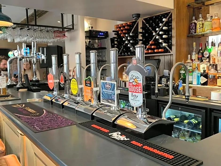 THE SPREAD EAGLE chesterfield