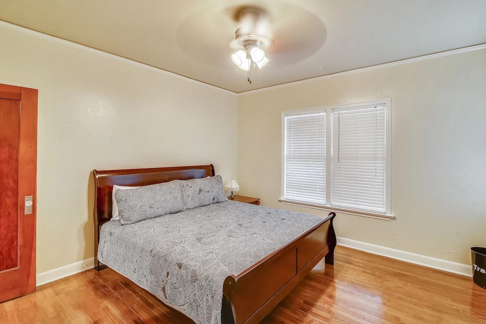 Crockett Retreat 4 Bedroom Home