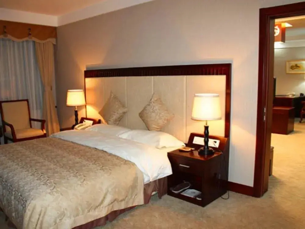 Financial Hotel Yantai
