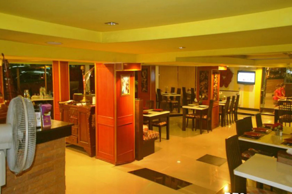 Tez Palace Hotel
