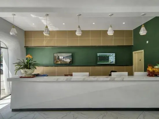 Heng 8 Chain Hotel (Tonglu Xuesheng Road)