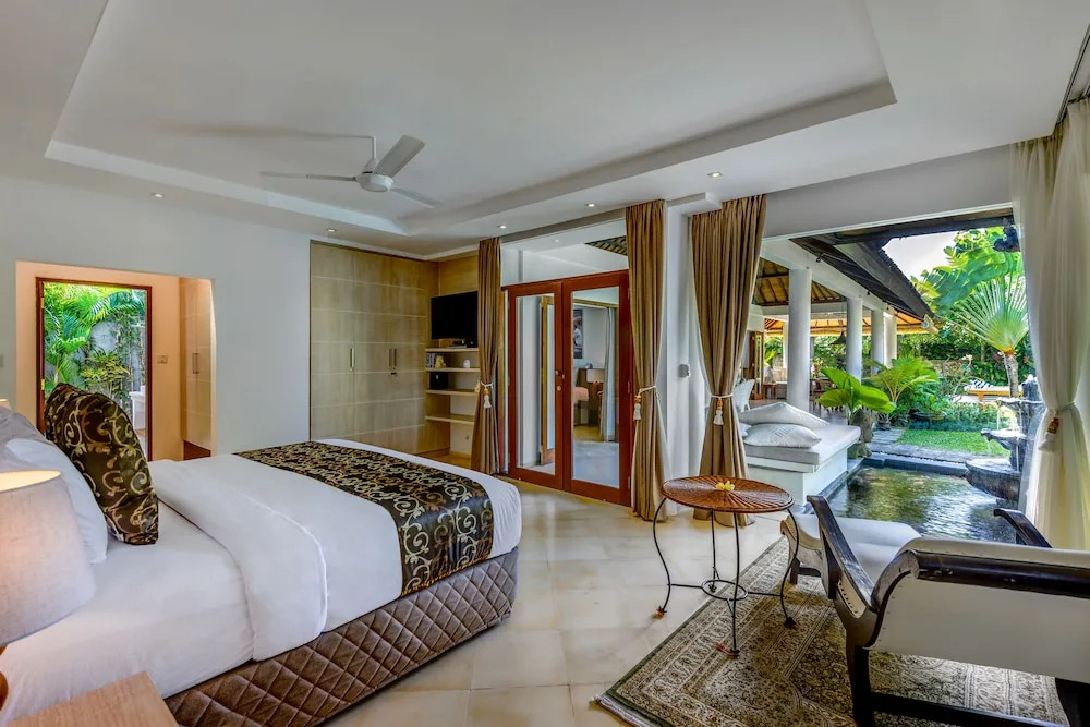 Villa Thiara by Optimum Bali - Newly refurbished 500m to Beach & Kudeta - Central Seminyak Oberoi