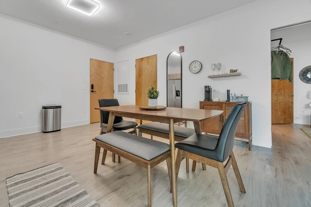 Chic 1-bed In Vibrant Optimist Park 1 Bedroom Apts by RedAwning