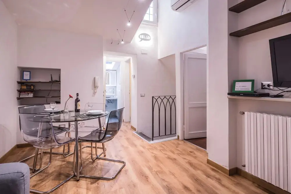 Stunning 2BD Apt 7min Walk to Duomo