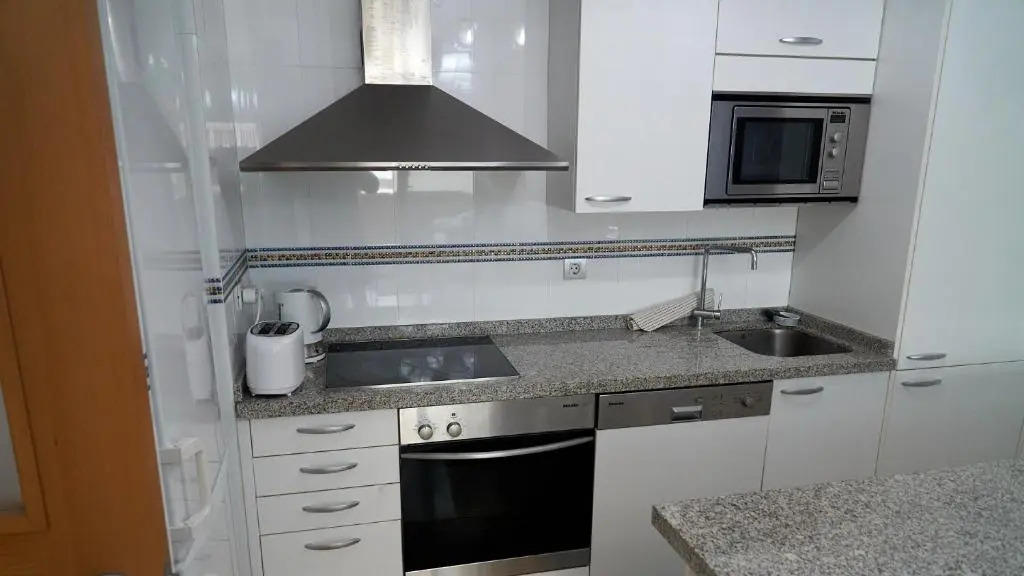 Roy Boston - Luxury Apartment