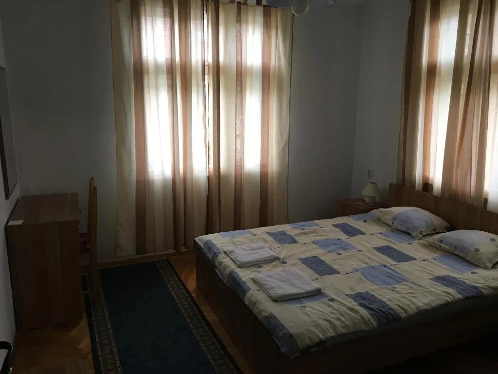 Guest Rooms Donovi
