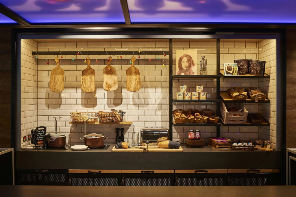 Moxy York