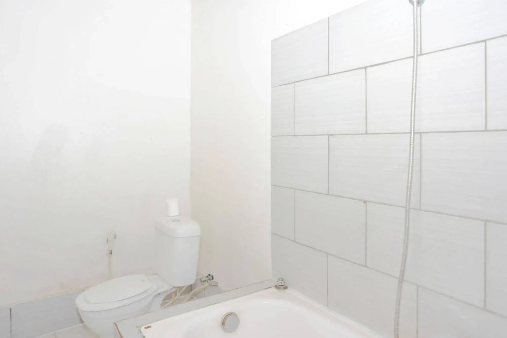 Airy Jimbaran Puri Gading Bandung Bali