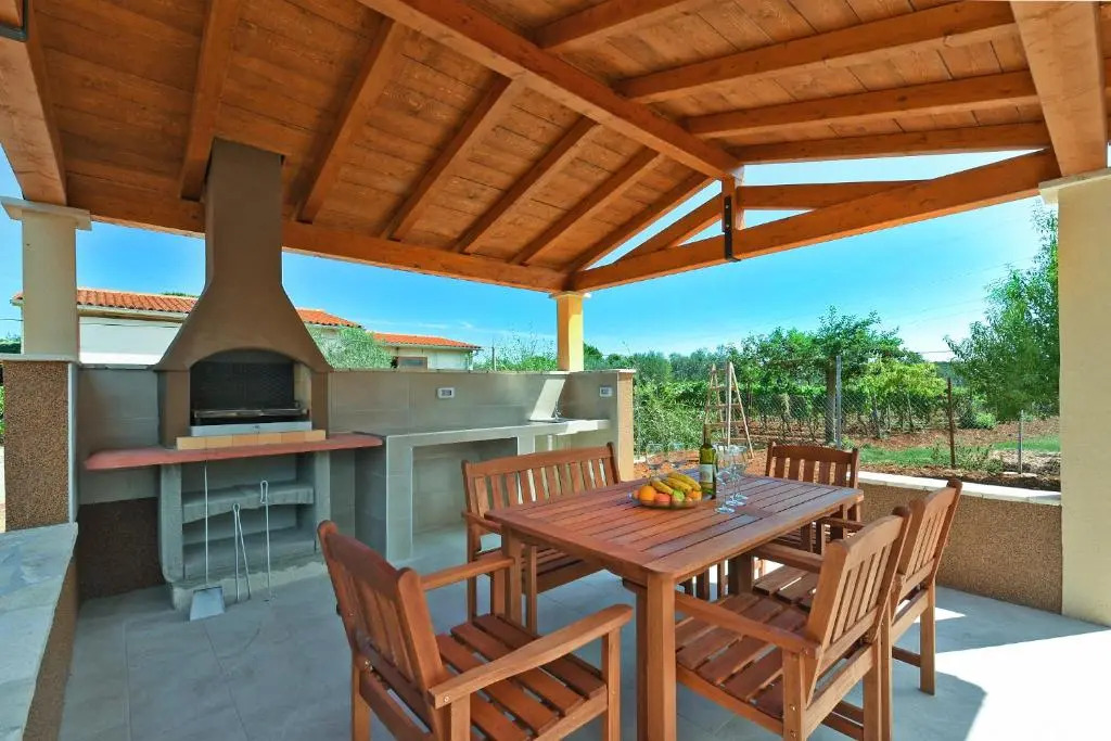 Ferienhaus mit Privatpool für 6 Personen ca 55 qm in Galižana, Istrien Istrische Riviera