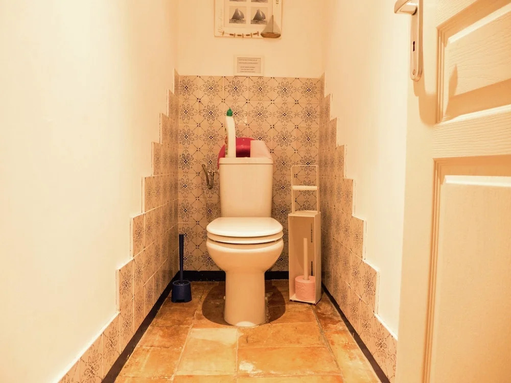 Beautiful, Large Village House With Private Pool and Close to Swimming Beach!