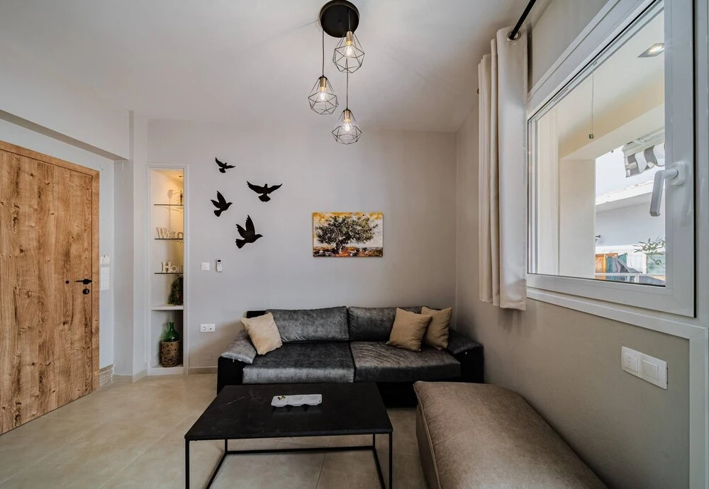 Napoleon Olive Home 2bd 1ba