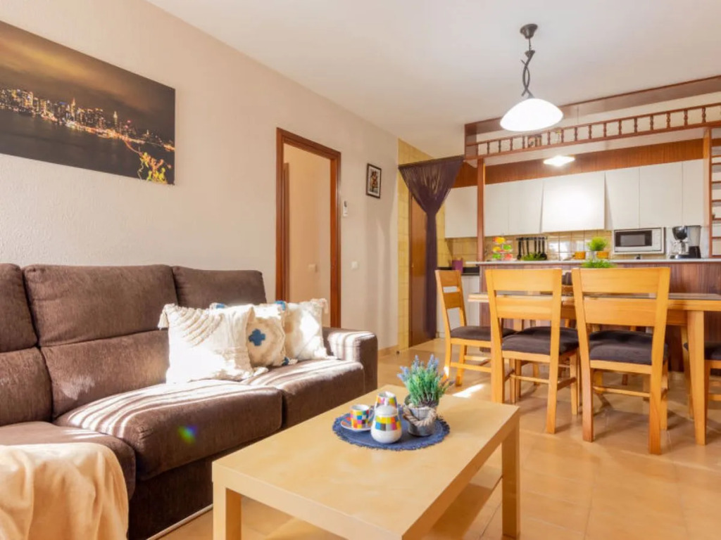 House Juan Deltebre