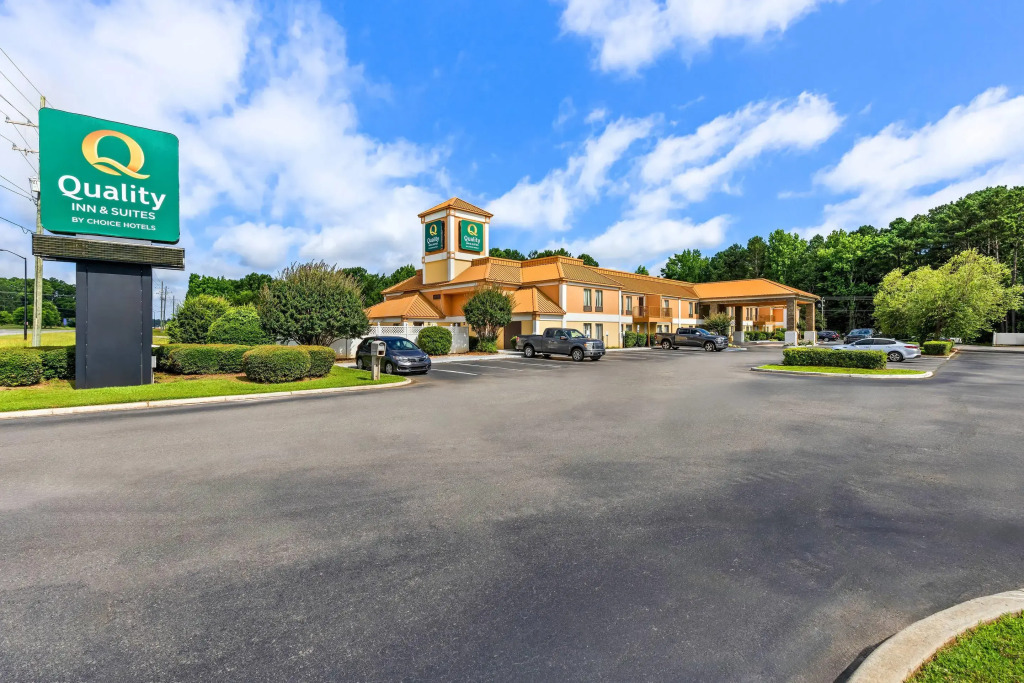 Quality Inn & Suites Richburg I-77