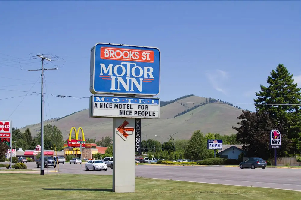 Brooks St. Motor Inn