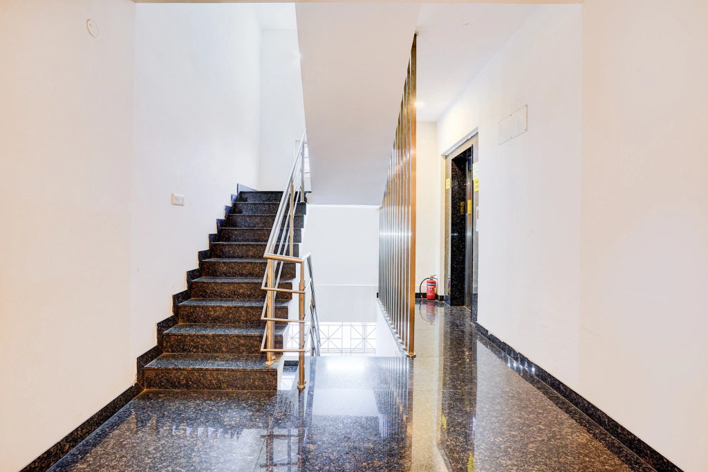 FabHotel GRK Comforts
