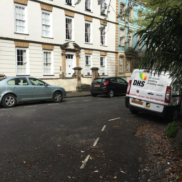 Georgian 2 Bedroom Apartment in Clifton