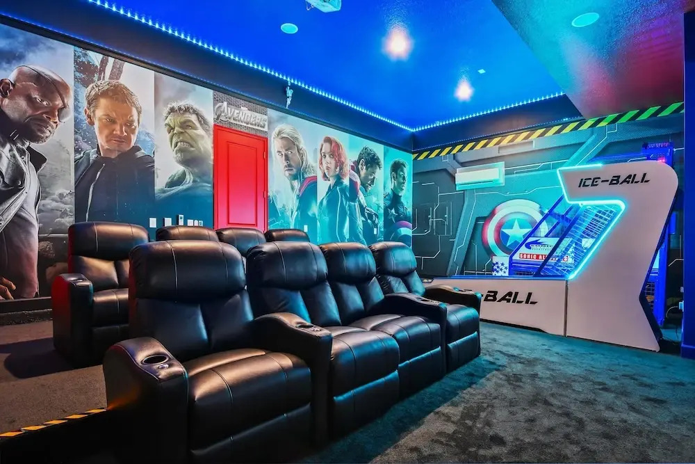 Luxurious 15BR Villa with Lake View & Game/Theater