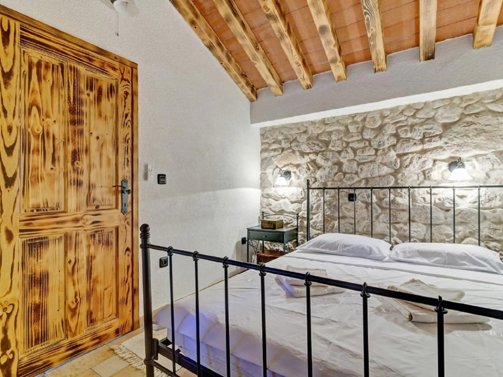 Lovely Holiday Home in Starigrad with Private Swimming Pool