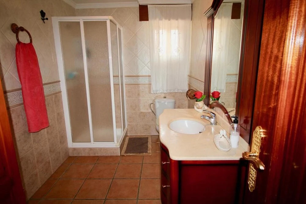 House With 4 Bedrooms in Las Lagunas de Mijas, With Wonderful sea View
