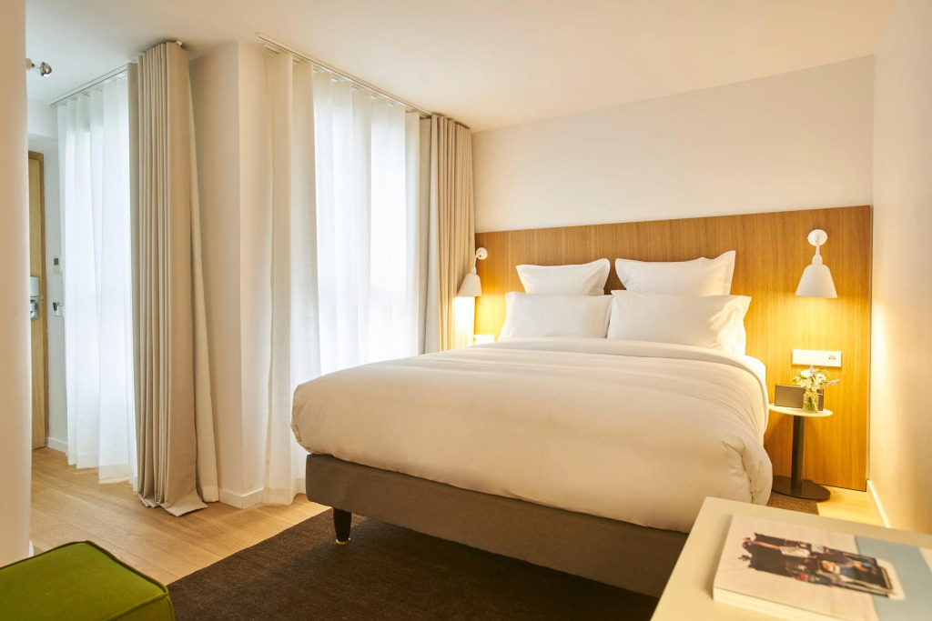 Отель 9Hotel Republique