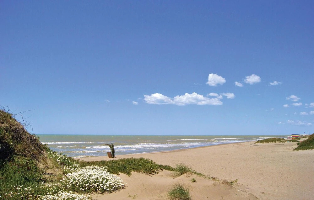 Amazing Apartment in Lavinio With 3 Bedrooms and Internet