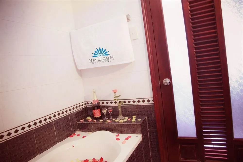 Pha Le Xanh 1 Hotel