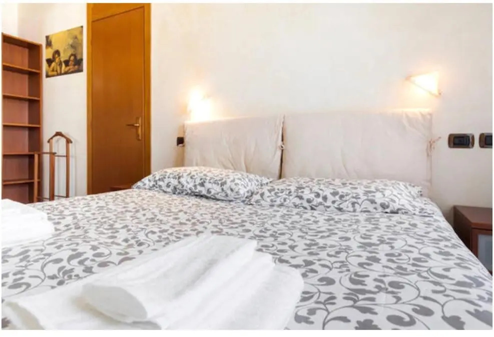Apartment Forum 2