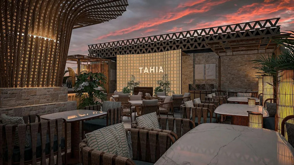The Eliot Hotel & Banquet